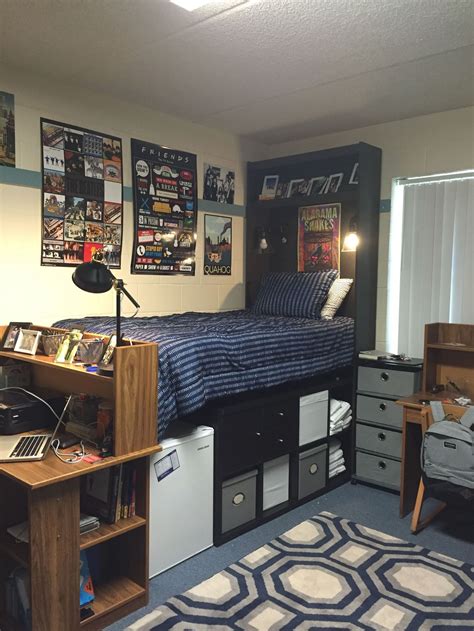 dorm ideas for guys|decorating a boys dorm room.